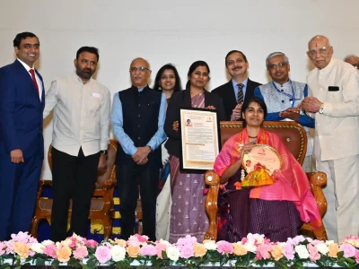 Dr Geetha Iyer 28 Dr Geetha Iyer honoured with the prestigious Dr MM Joshi Oration Award for excellence, innovation, and dedication to advancing eye care
