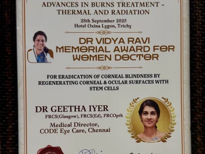 Dr Geetha Iyer 16 Dr Geetha Iyer receiving the Dr Vidya Ravi Memorial Award for Women Doctor at the National Conference on Advances in Burns Treatment, Trichy