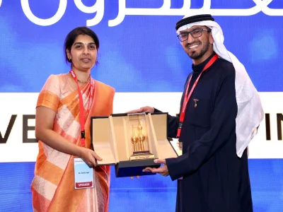 Dr Geetha Iyer 34 Dr. Geeta Iyer at the Kuwait Conference of Ophthalmology 2024, recognised for her expertise and contributions to ophthalmology
